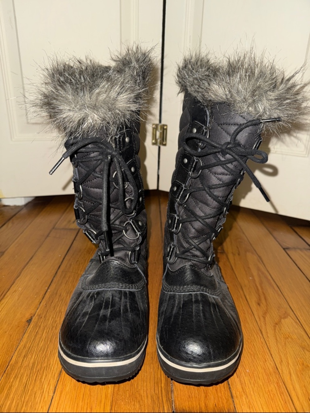 Sorel Black Winter Lace-Up Boots with Gray Faux-Fur Trim